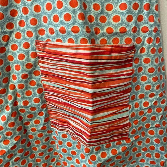 2 Aprons: Feliz navidad pattern. Red and blue dot/ stripes. - Picture 11 of 13